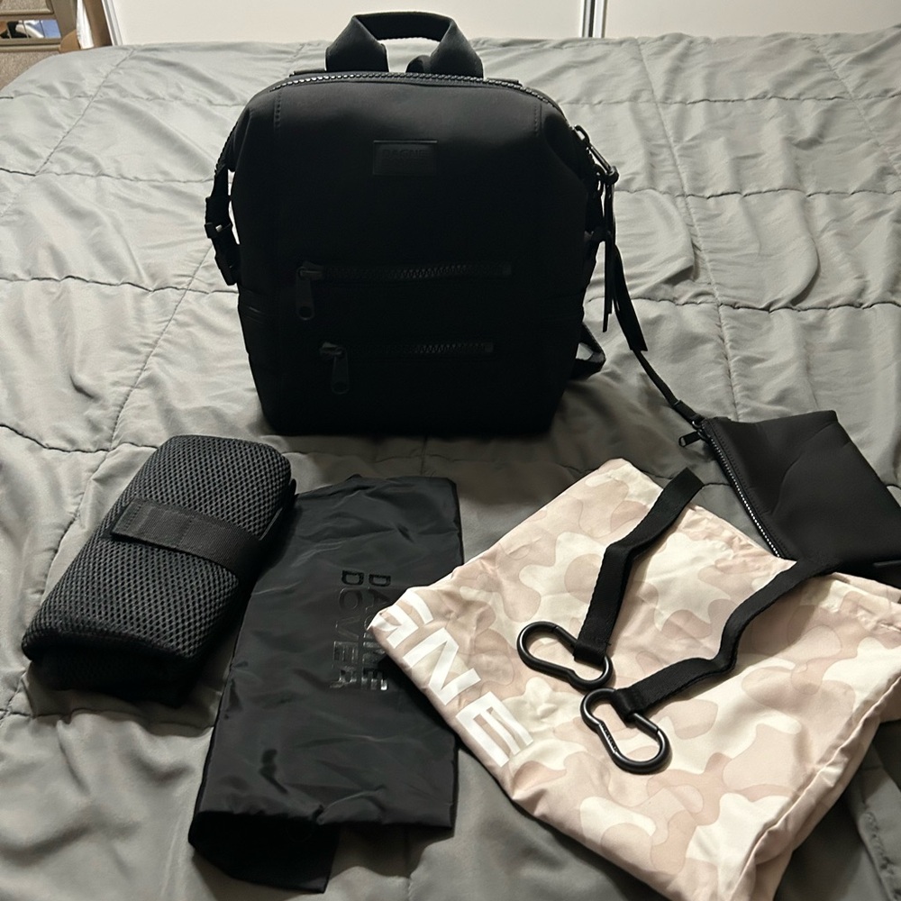 Dagne Dover Small Indi Diaper Bag In Onyx